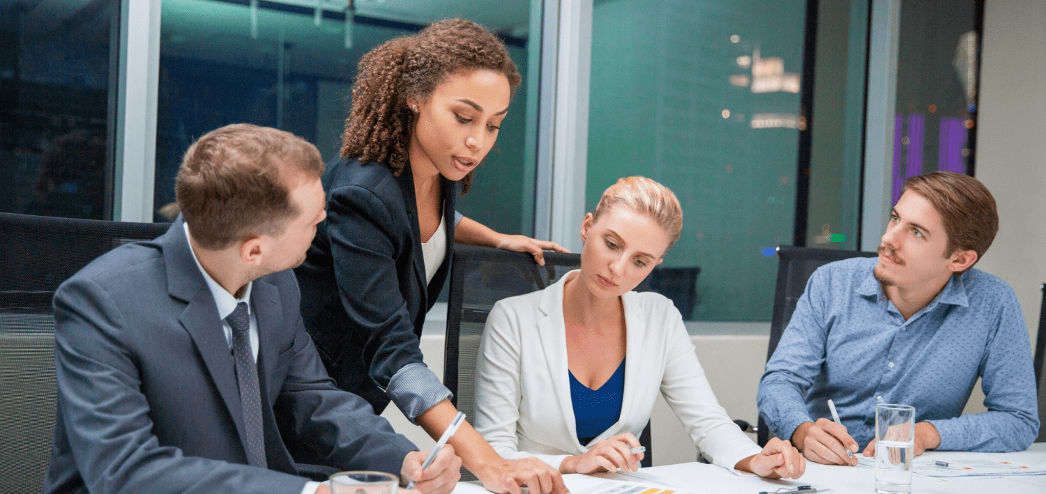 Manager in team meeting